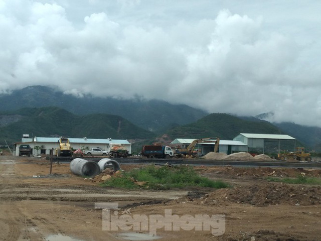 Xây chui cả khu đô thị sinh thái tại Nha Trang - Ảnh 6. Xây chui cả khu đô thị sinh thái tại Nha Trang - Ảnh 6.