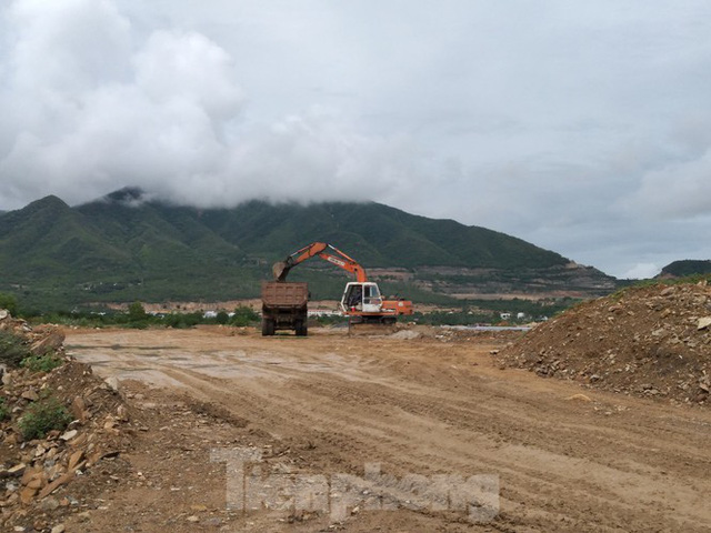 Xây chui cả khu đô thị sinh thái tại Nha Trang - Ảnh 10. Xây chui cả khu đô thị sinh thái tại Nha Trang - Ảnh 10.