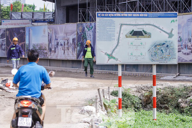 Hà Nội nới tiến độ đường Huỳnh Thúc Kháng kéo dài đến năm 2022 - Ảnh 1.