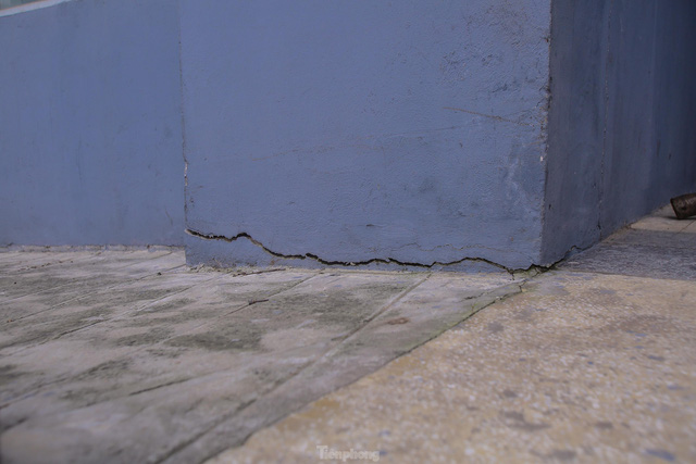 Khu chung cư tọa lạc vị trí đắc địa ở Hà Nội thành nơi tập kết rác  - Ảnh 13.  Khu chung cư tọa lạc vị trí đắc địa ở Hà Nội thành nơi tập kết rác  - Ảnh 13.